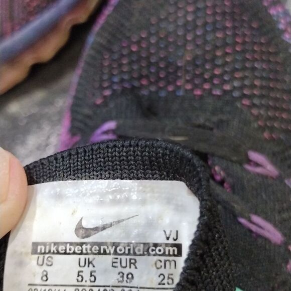 Nike sneakers - Picture 6 of 6